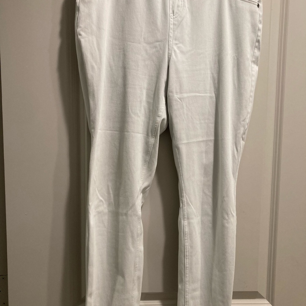 HUE white jeggings